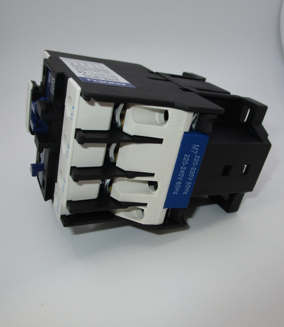 ANDELI CJX2-3210 220V Contactor - Image 3
