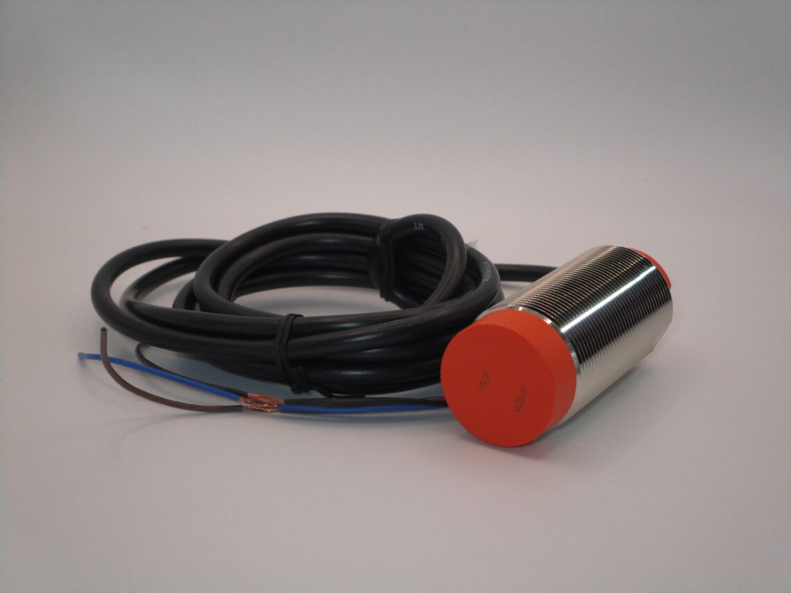 AUTONICS CR30-15DP - Image 2