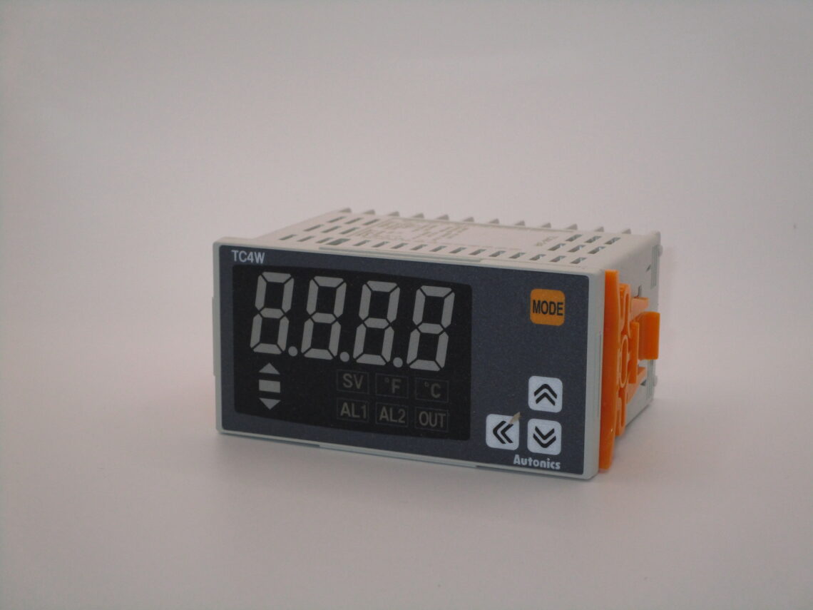 AUTONICS TC4W-24R - Image 2