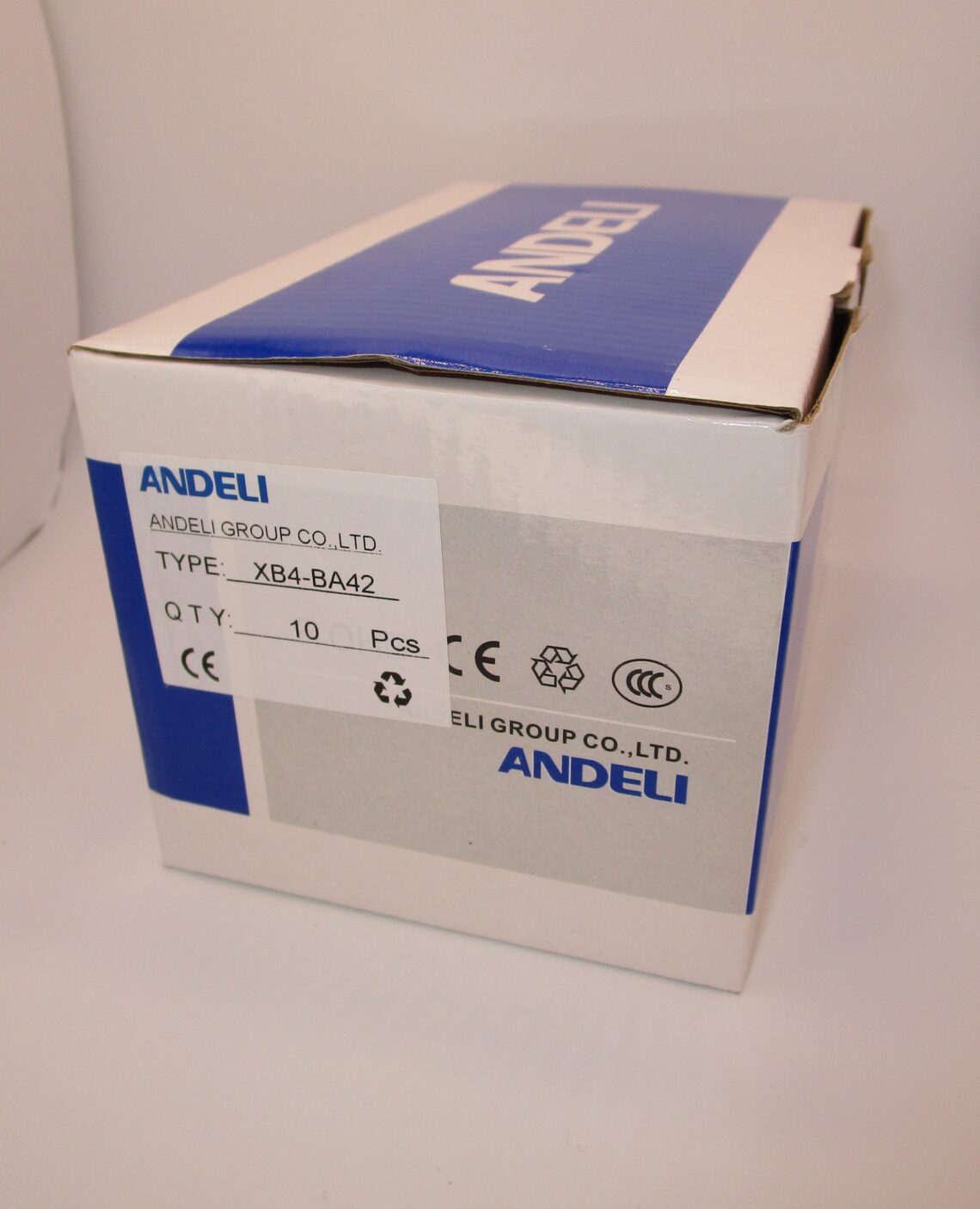 ANDELI 22mm Red Push Button XB4BA42 Spring Return - Image 2