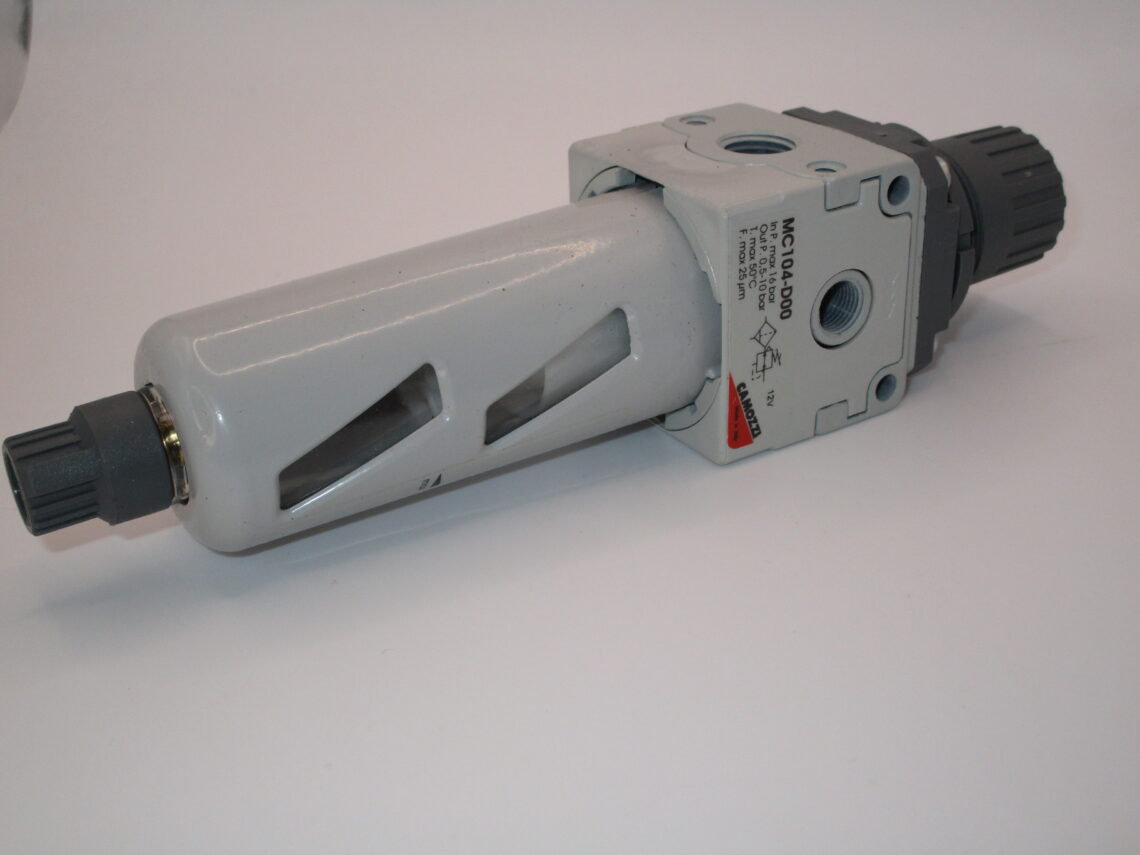 CAMOZZI MC104-D00 Filter Regulator