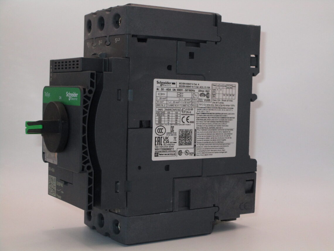 SCHNEIDER GV3P40 Thermal Magnetic Circuit Protector 30-40 A - Image 4