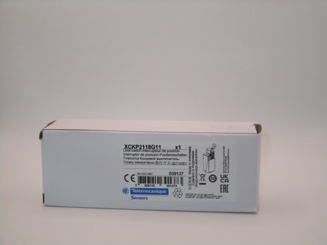 TELEMECANIQUE XCKP2118G11 Limit Switch - Image 2