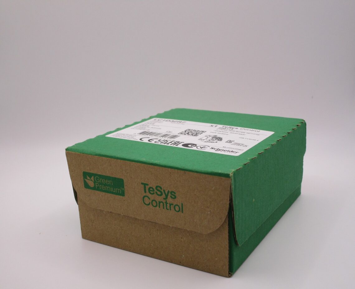Schneider Contactor LC1D32R7 - Image 2