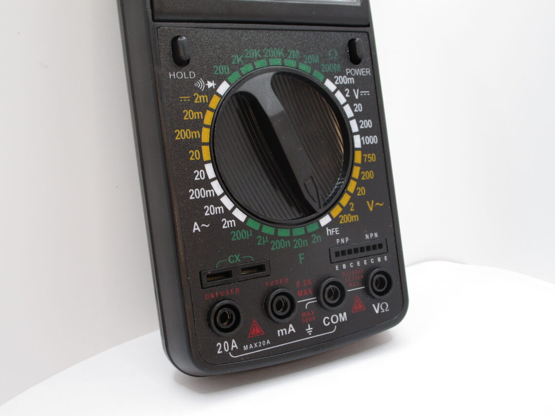 Digital Multimeter Tester Big Rotating Screen AC DC Voltage DT-9205A - Image 6