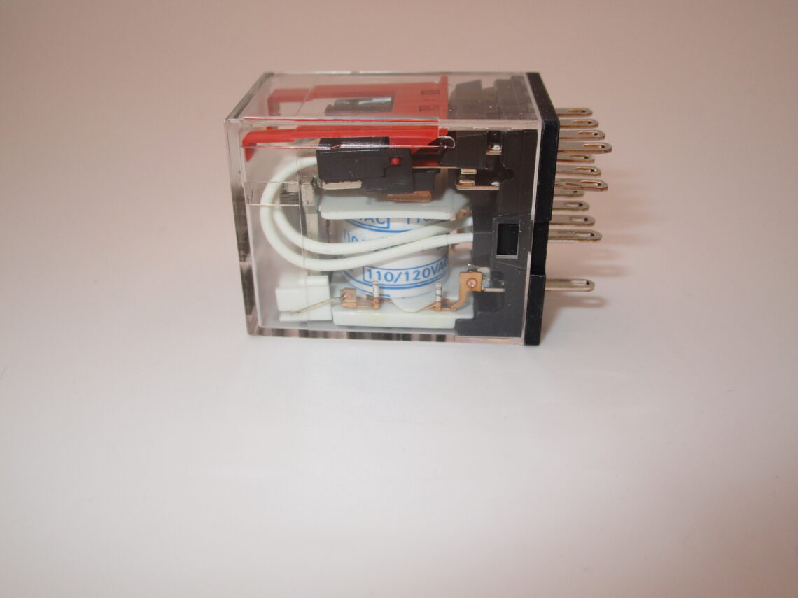 OMRON MY4N-GS 110/220vac 14 pin Relay - Image 2