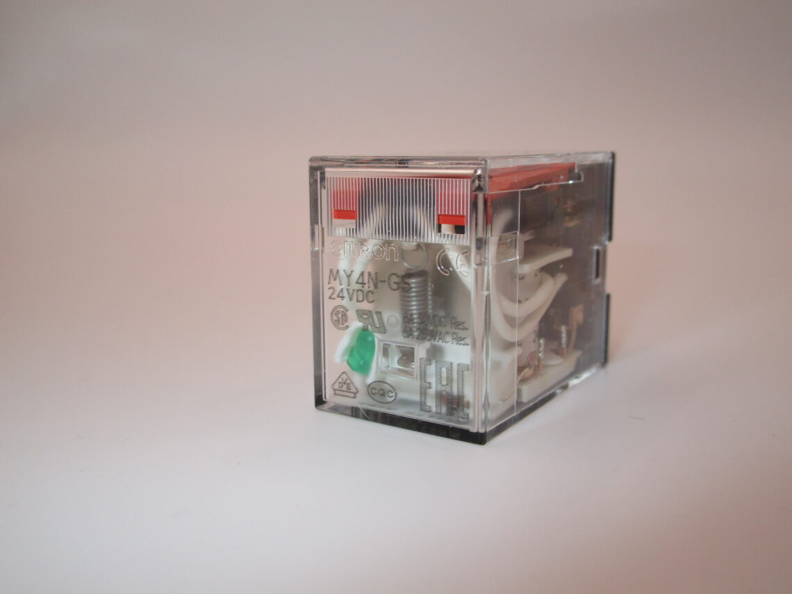 OMRON MY4N-GS 24VDC 14 pin Relay