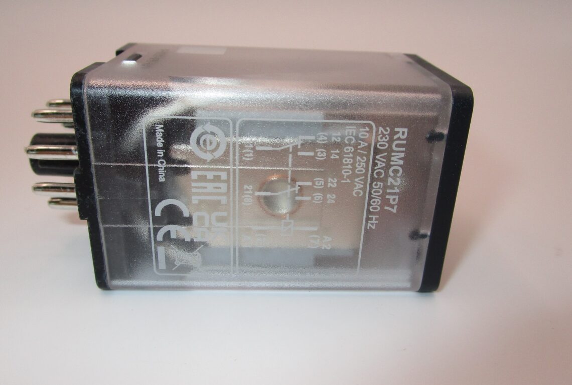 SCHNEIDER RUMC21P7 plug in relay - Image 4