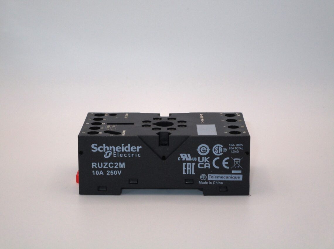 SCHNEIDER RUZC2M Zelio plugin relay socket