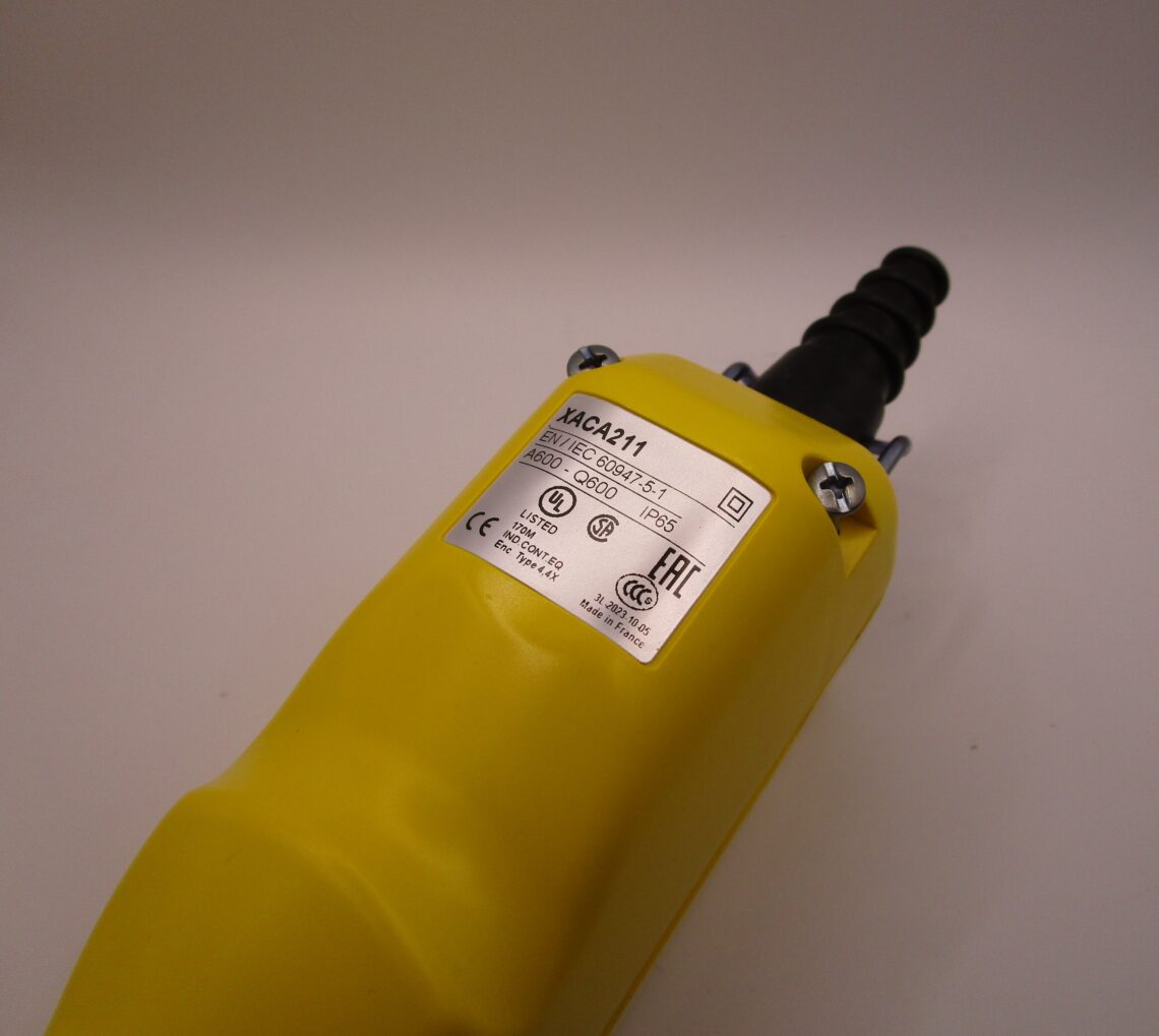 SCHNEIDER XACA211 Pendant control station - Image 3