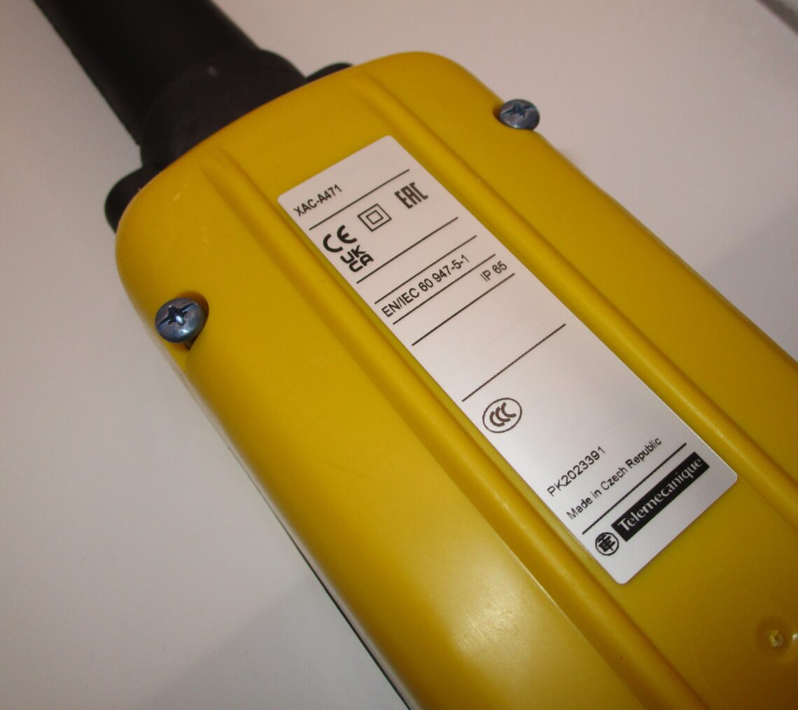 SCHNEIDER XACA471 Control Station - Image 4