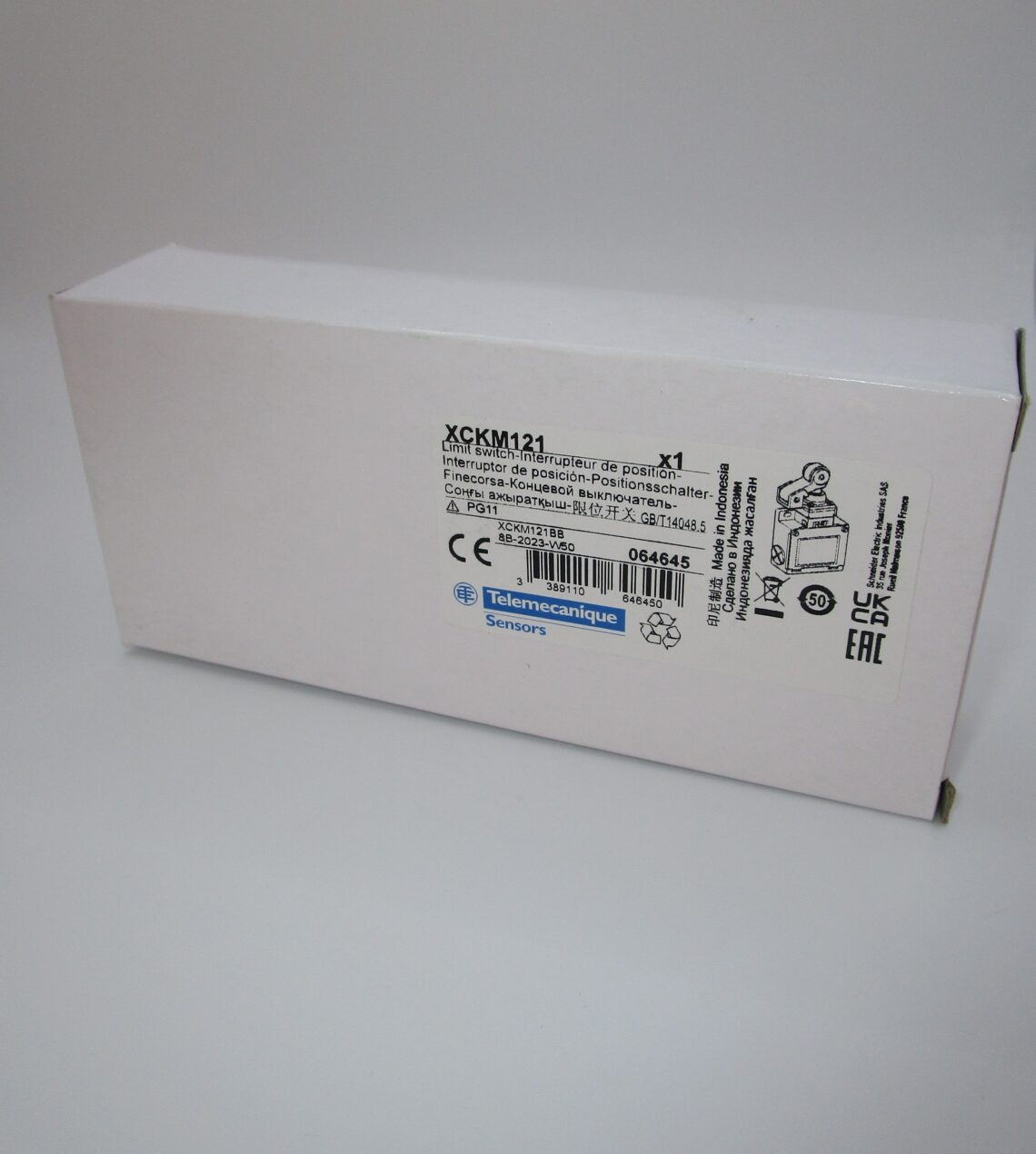 TELEMECANIQUE XCKM121 Limit Switch - Image 2