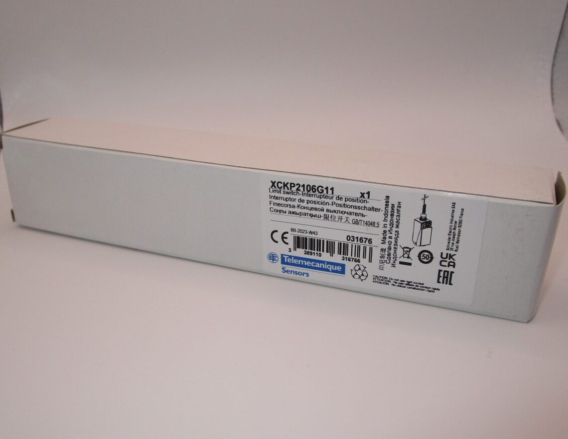 TELEMECANIQUE XCKP2106G11Limit Switch - Image 2
