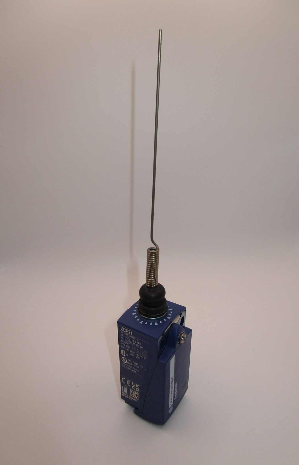 TELEMECANIQUE XCKP2106G11Limit Switch - Image 4