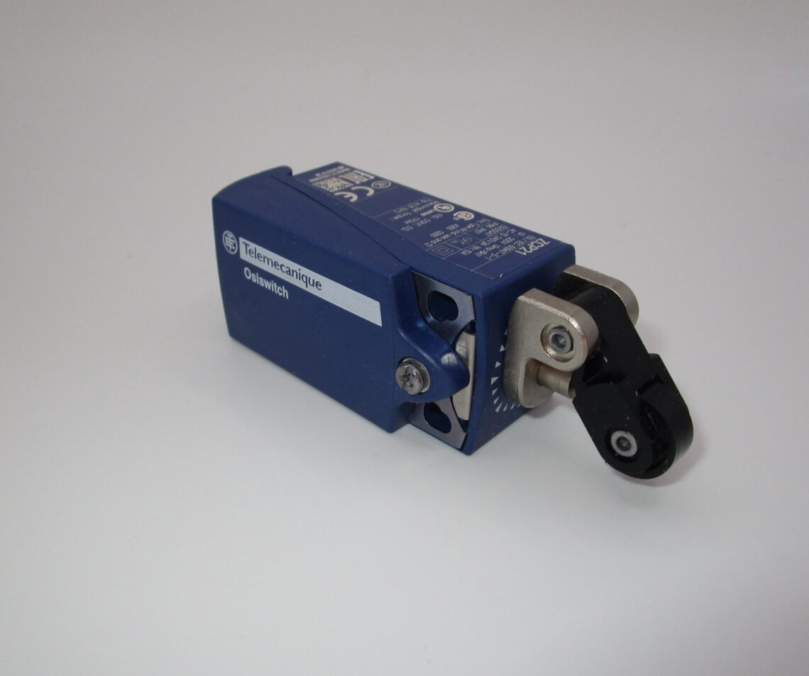 TELEMECANIQUE XCKP2121G11 Limit Switch ROLLER LEVER - Image 3