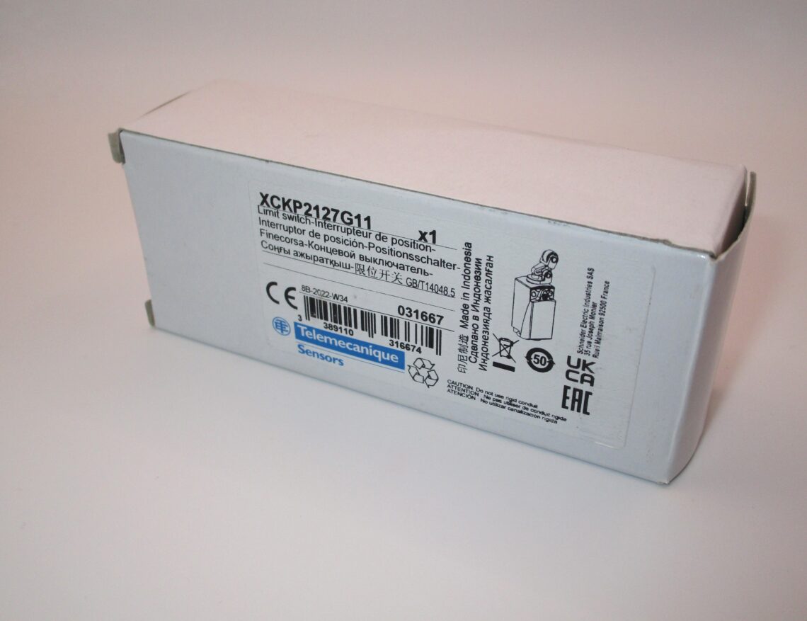 TELEMECANIQUE XCKP2127G11 Limit Switch - Image 2