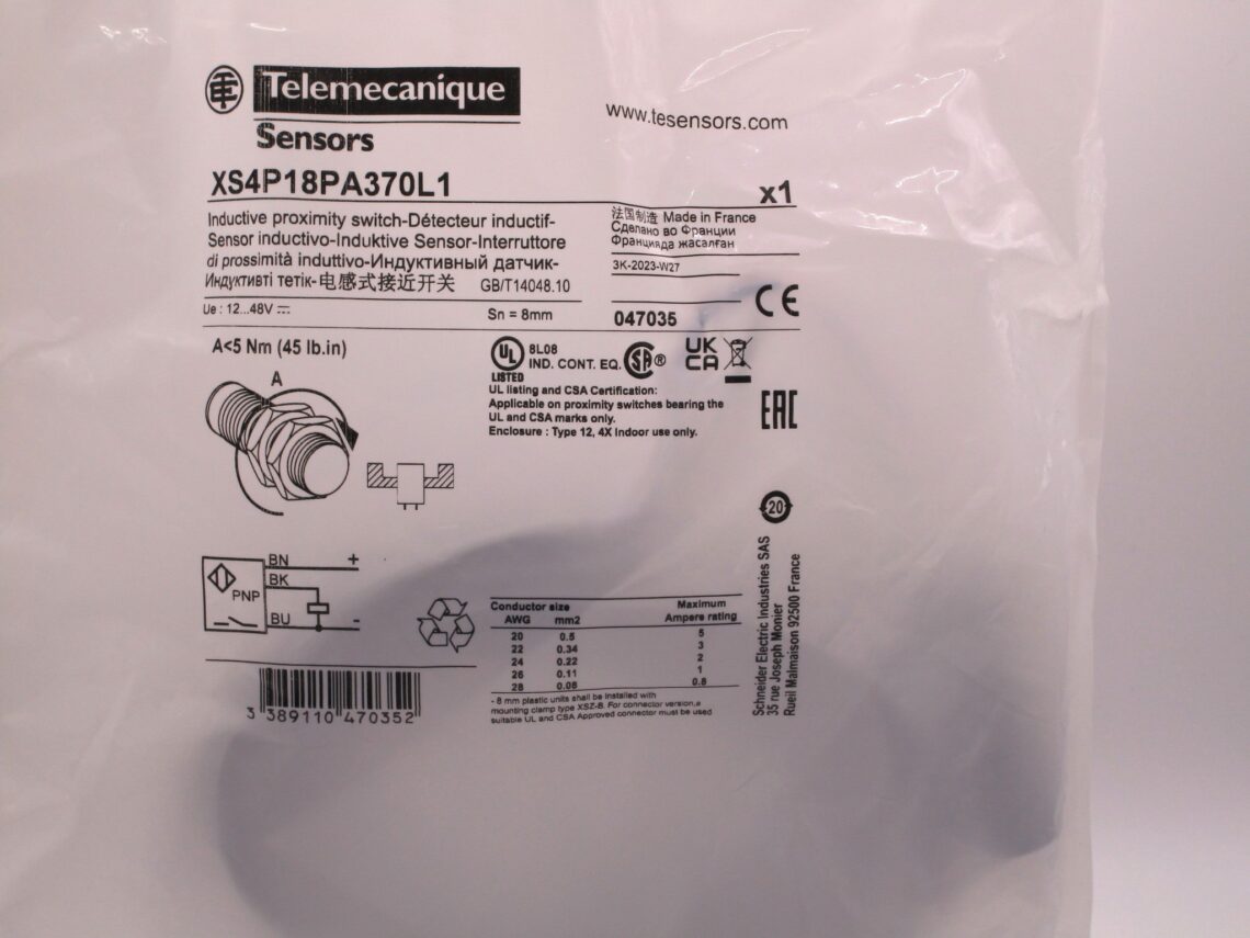 TELEMECANIQUE XS4P18PA370L1 Inductive proximity sensor