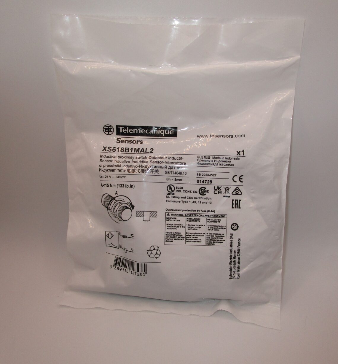 Telemecanique XS618B1MAL2 Inductive Sensor