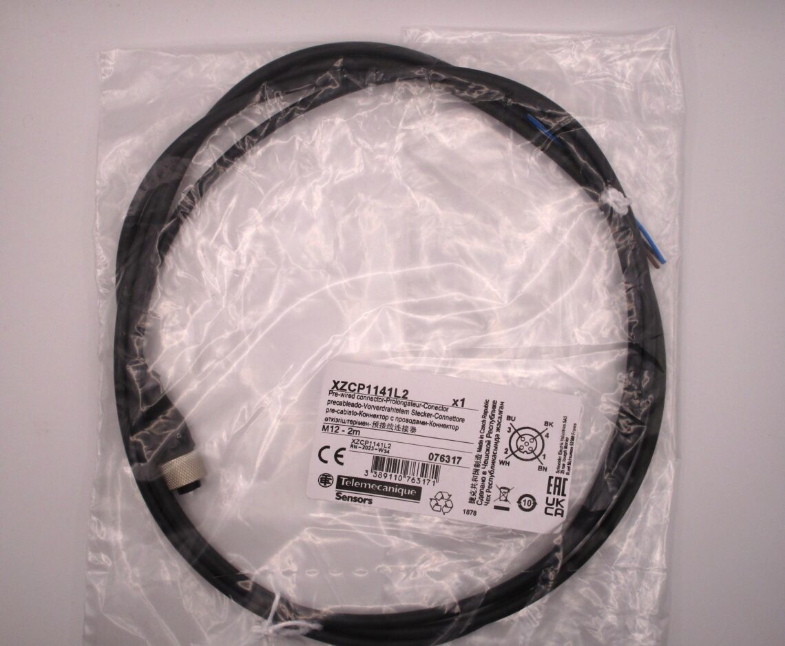 Telemecanique XZCP1141L2 Connector