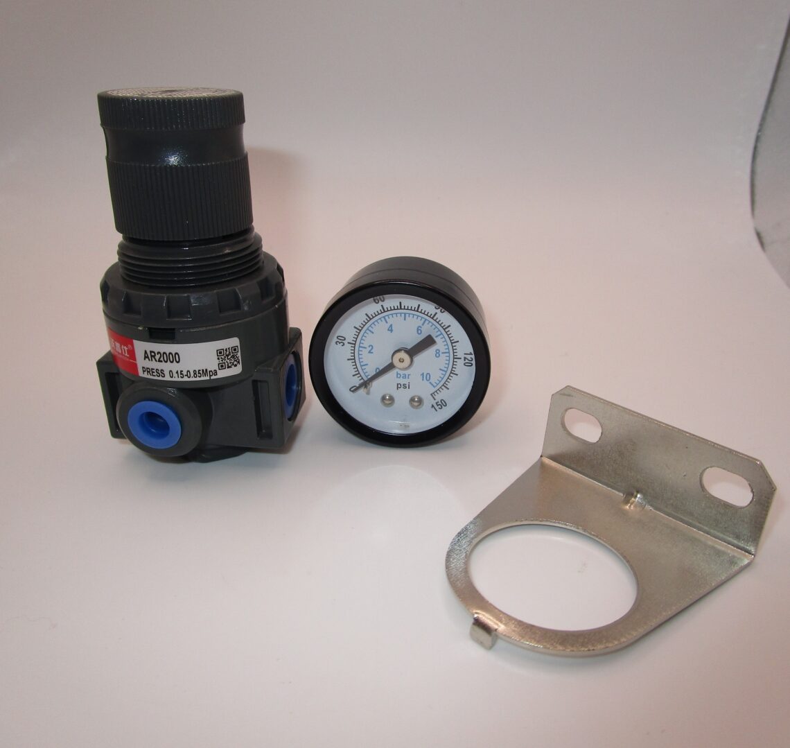 Air pressure regulator 1/4" with PSI Gauge AR2000