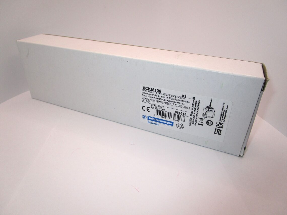 TELEMECANIQUE XCKM106 Limit Switch - Image 2