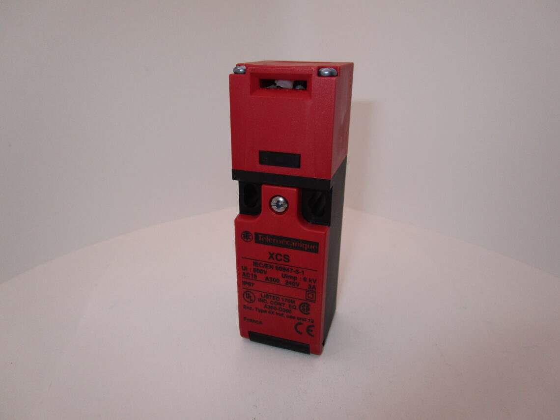 TELEMECANIQUE XCSPA192 Safety switch - Image 2