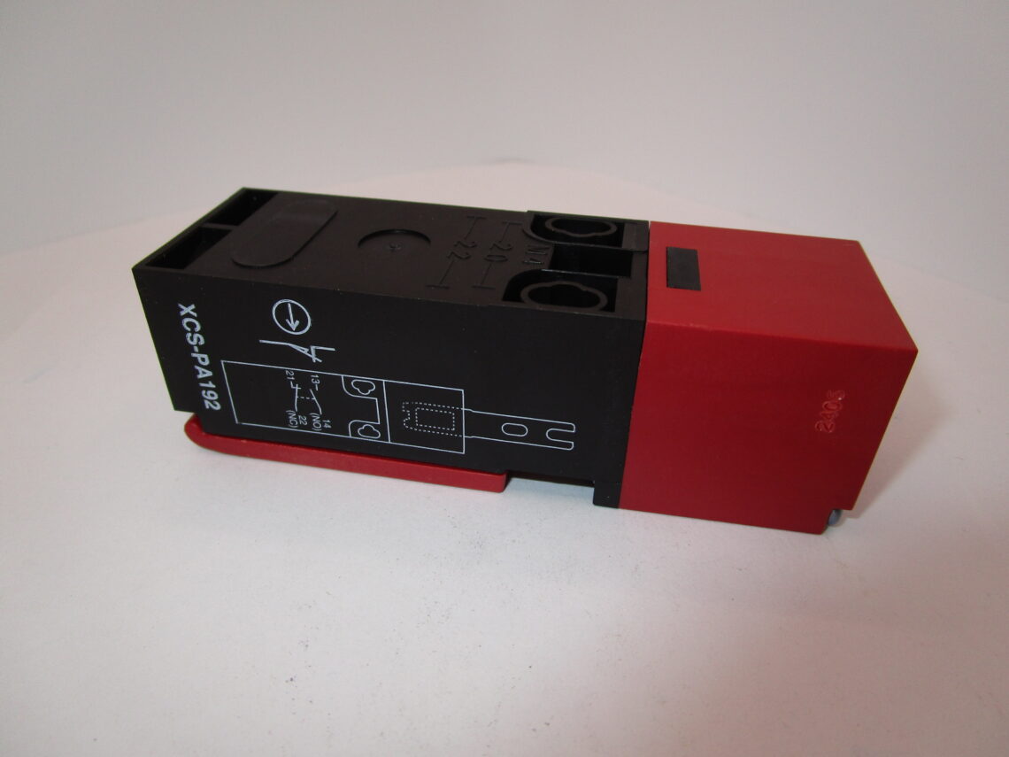 TELEMECANIQUE XCSPA192 Safety switch - Image 3