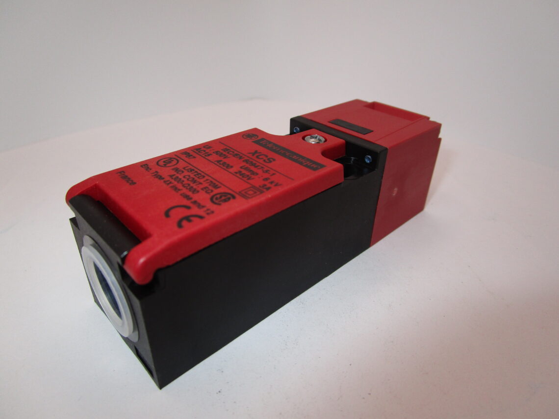 TELEMECANIQUE XCSPA192 Safety switch - Image 4